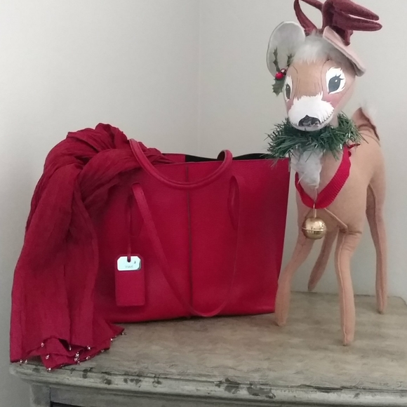 Tod's Joy Tote ❤️❤️ - Picture 5 of 17